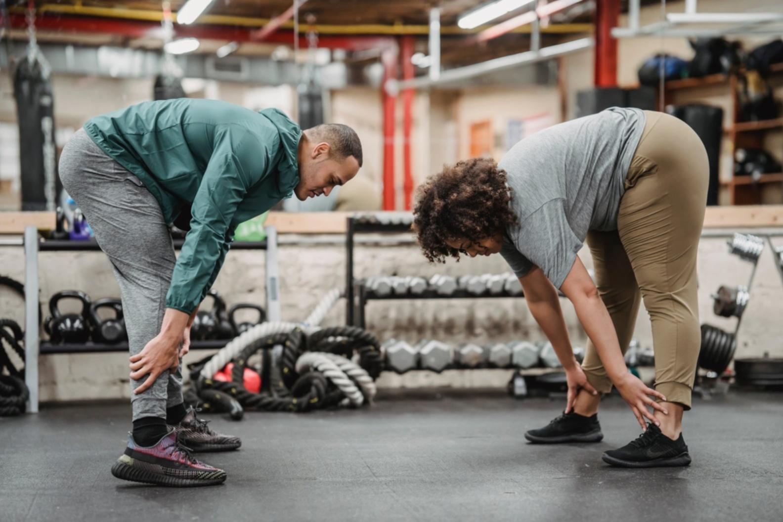 Spazio meditativo domestico con elementi naturali e atmosfera tranquilla
